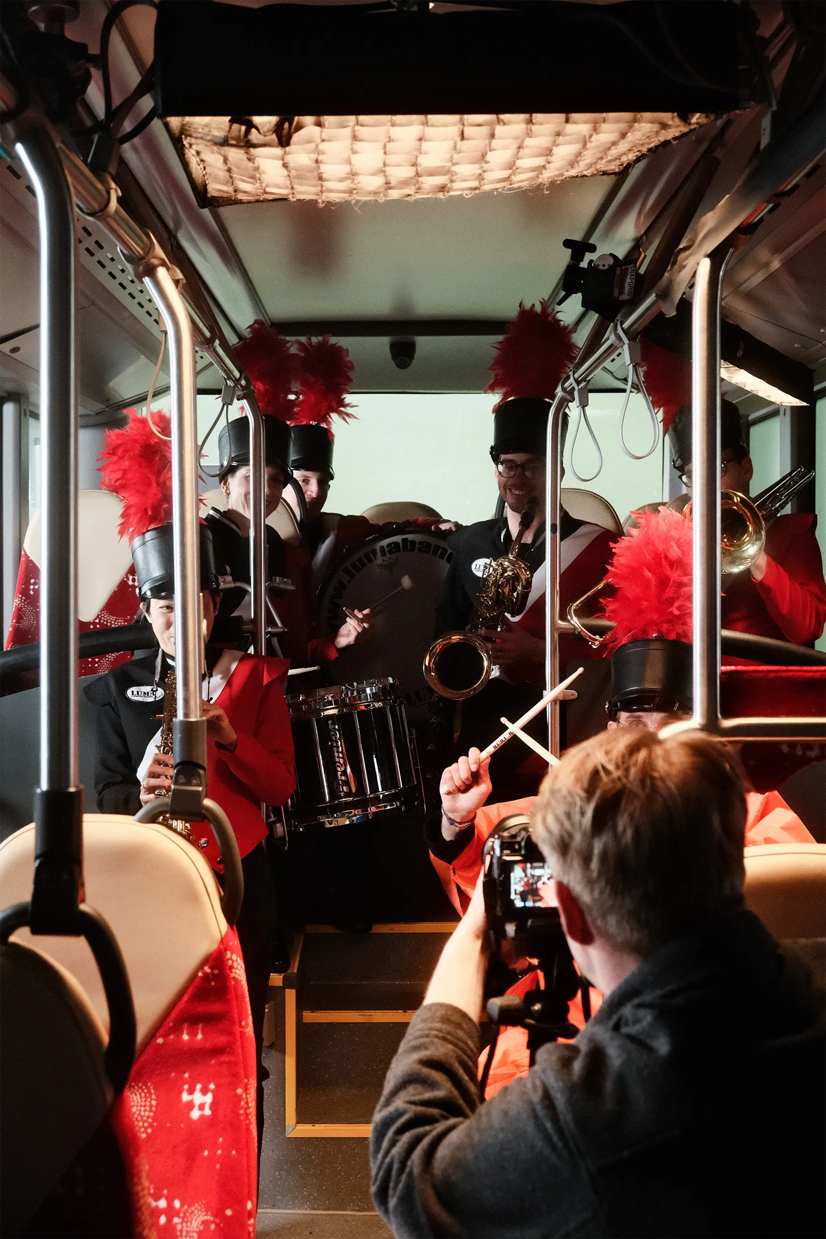 SKIN Studio Team - Videoshoot on a bus